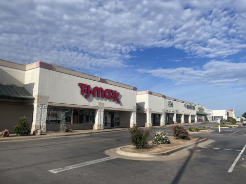 Edmond Crossing retail space for lease Edmond, Ok exterior photo