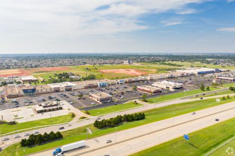 retail space for lease North Oklahoma City, Ok aerial