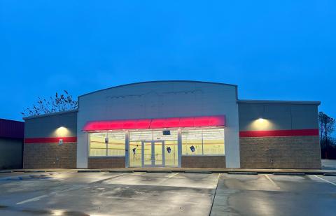 freestanding building for sublease Hugo, OK exterior photo