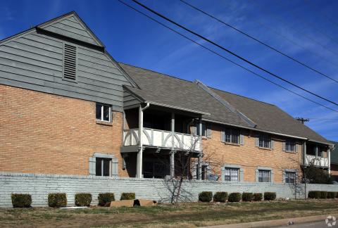 London Square Apartments