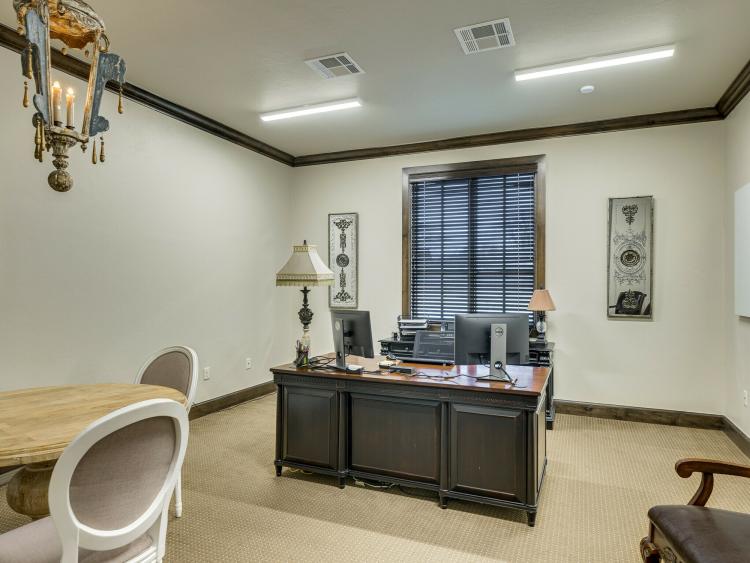 14324 N Western Ave. office for lease, Edmond, OK