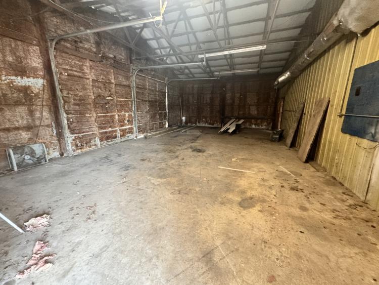 Former Pryor Rentals Facility industrial property for lease Pryor, OK