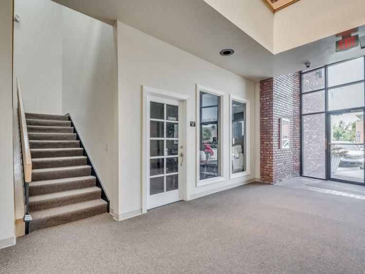 Sixty Six Heritage Place office spaces for lease Bethany, OK