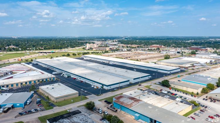 Space Center - For Lease
