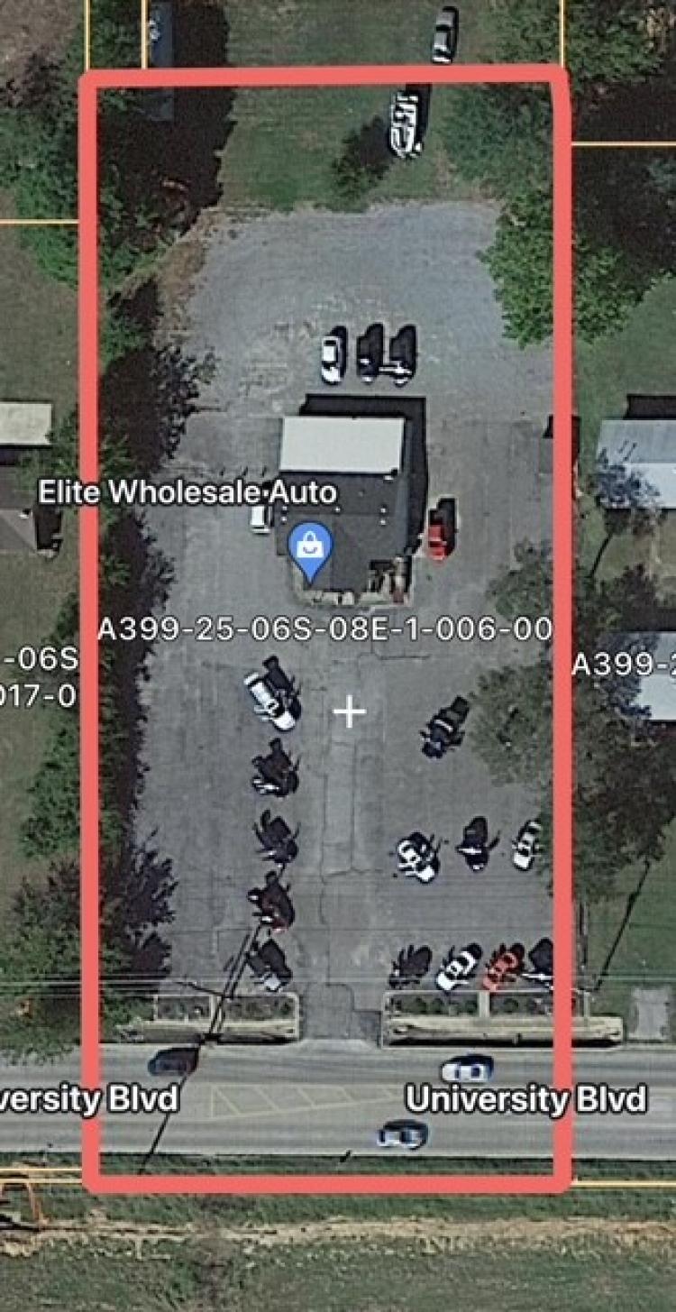 ground lease in Durant Oklahoma, Retail Aerial with closeup of lot