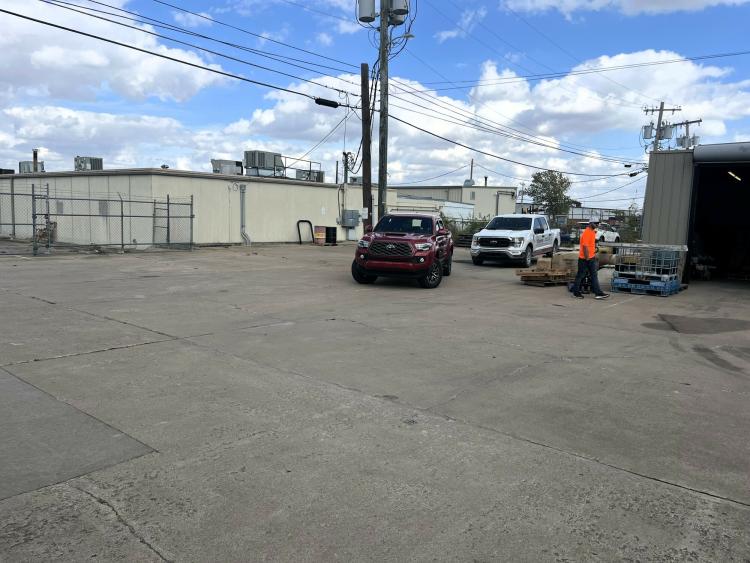 South Central Tulsa, Ok Industrial Property for lease