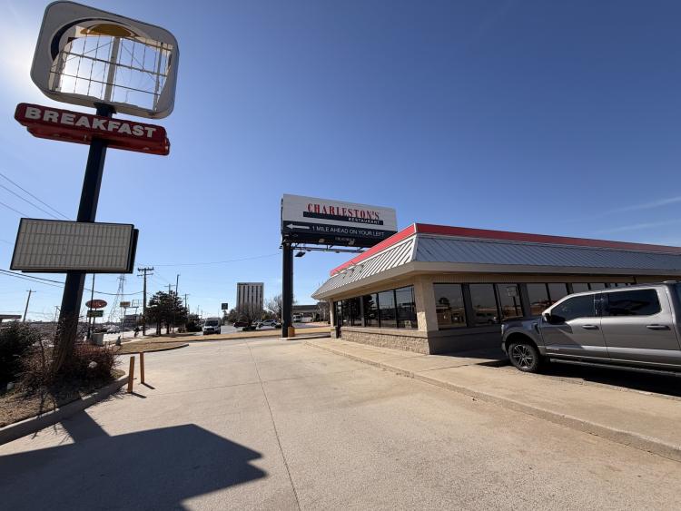721 S Meridian Ave former restaurant space for lease Oklahoma City, Ok