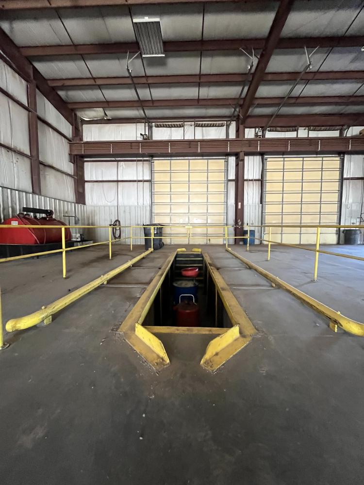 Elk City, OK Industrial Complex for lease