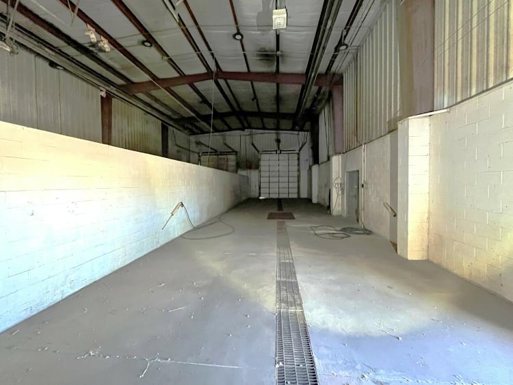 Elk City, OK Industrial Complex for lease