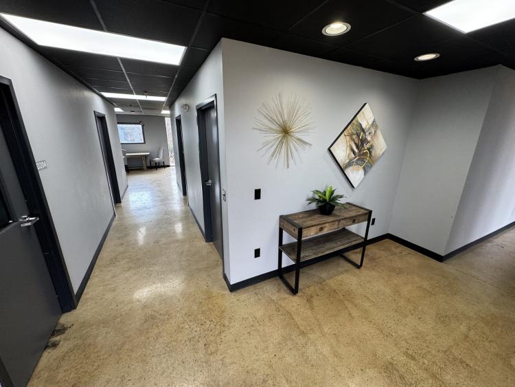 7901 NE 10th St Midwest City, OK office for lease