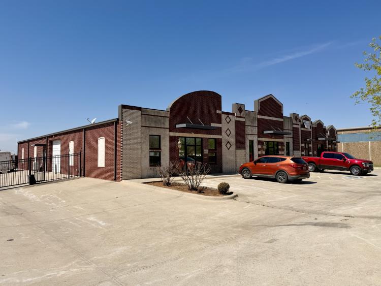 413 South State Street Industrial Flex Space for lease, Edmond, OK