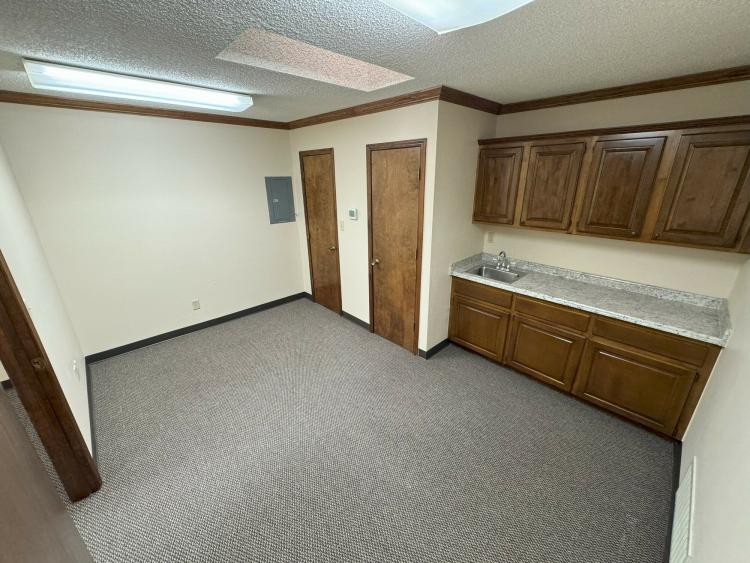 1617 Greenbriar Place office space for lease, south Oklahoma City, OK