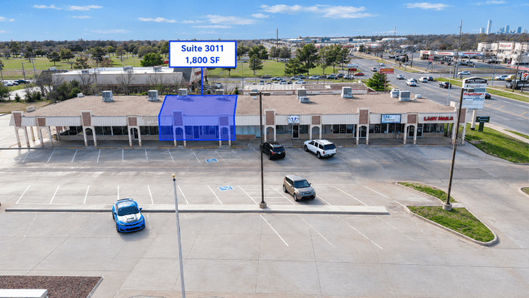Ponderosa Plaza retail space for lease, Del City, OK