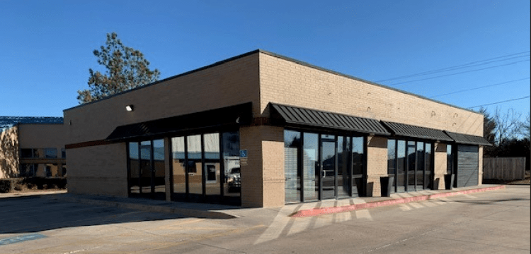 5104 S Sooner Rd retail space for lease Oklahoma City, OK