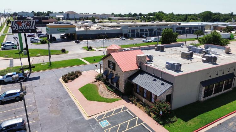 restaurant-freestanding building for lease  S Meridian, Oklahoma City, Ok 