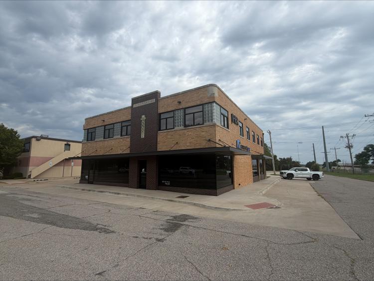 600 NE 4th St  |  Office For Sublease  |  Oklahoma City, OK
