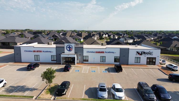 2217 NW 178th  |  Retail / Office  |  Edmond, OK