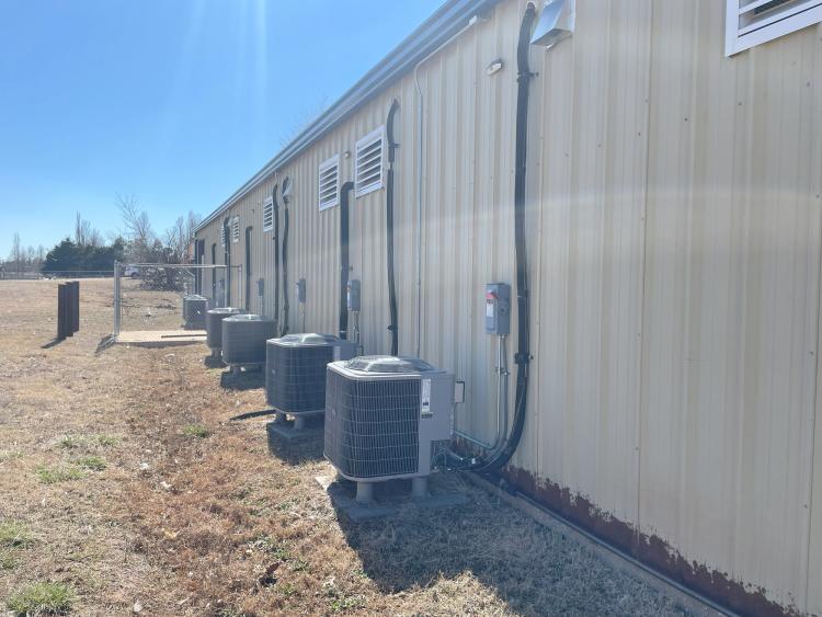 5909 Aero Dr industrial building, Tuttle, Ok For Sale