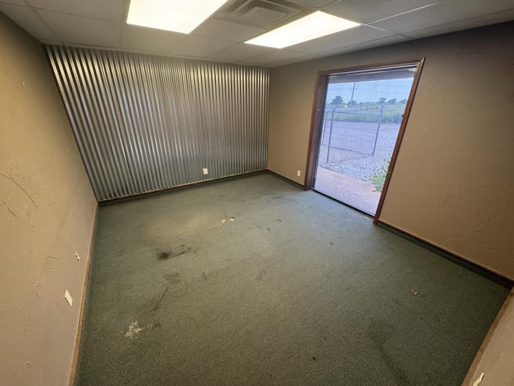 10121 OK-54 industrial building for sale Weatherford, Ok