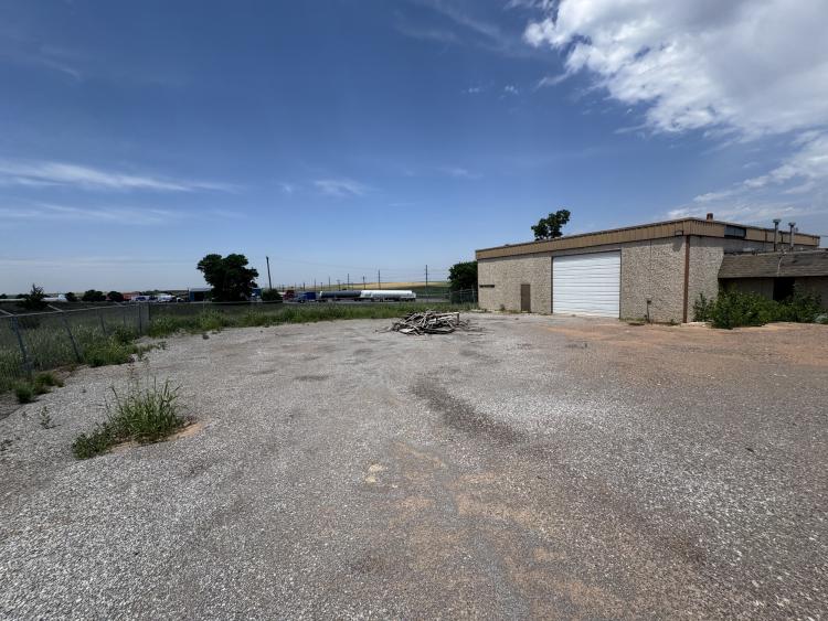 10121 OK-54 industrial building for sale Weatherford, Ok