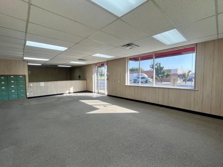 4429 NW 10th St - Flex Retail and Industrial space For Sale Oklahoma City, OK