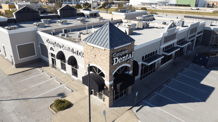 retail shopping center for sale south Oklahoma City, OK exterior photo