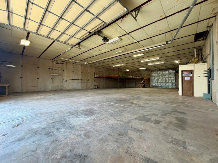 10121 OK-54 industrial building for sale Weatherford, Ok