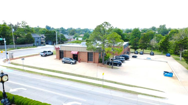 Crown Heights Office Building for sale Oklahoma City, Ok