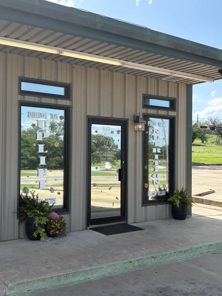 507 S Woody Guthrie St retail property for sale Okemah, OK