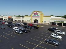 Walnut Square retail space for lease Oklahoma City, Ok exterior photo